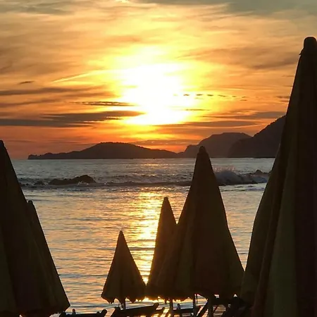 Hébergement de vacances Ancora Apartments *
